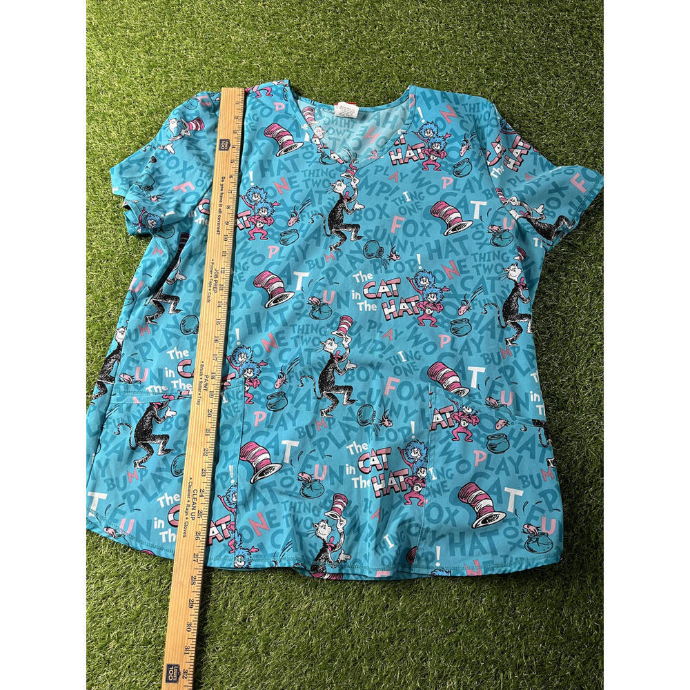 Dr. Seuss The Cat in‎ the Hat Scrub Top XL